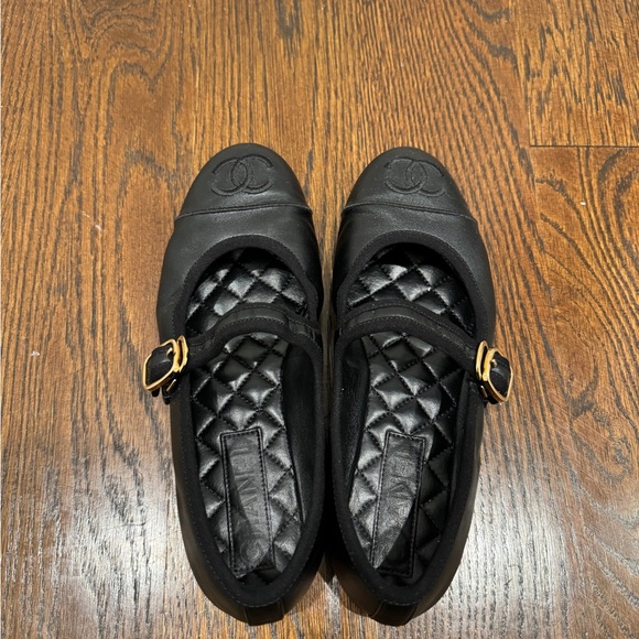 Chanel Sold Out Mary Janes - Picture 2 of 5